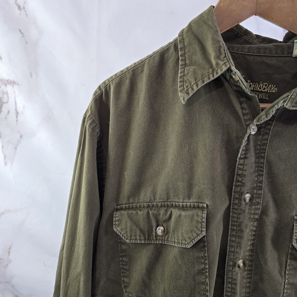 St Johns Bay Shirt Mens Medium Brown Long Sleeve Button Lightweight Bay Twill - Picture 2 of 15